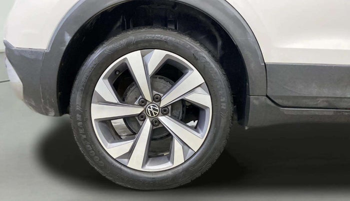2021 Volkswagen TAIGUN TOPLINE 1.0 TSI AT, Petrol, Automatic, 62,949 km, Right Rear Wheel