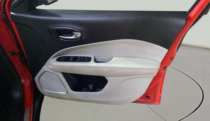 2019 Jeep Compass LIMITED PLUS PETROL AT, Petrol, Automatic, 15,311 km, Driver Side Door Panels Control