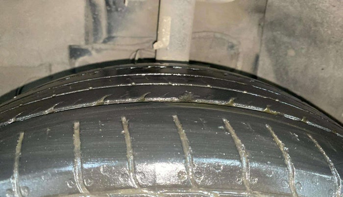 2021 Tata NEXON XM SUNROOF PETROL, Petrol, Manual, 34,047 km, Left Front Tyre Tread
