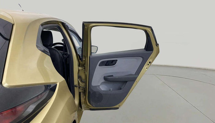 2020 Tata ALTROZ XM PETROL, Petrol, Manual, 59,540 km, RHS Rear Door