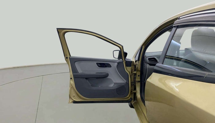 2020 Tata ALTROZ XM PETROL, Petrol, Manual, 59,540 km, LHS Front Door