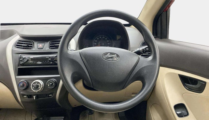 2015 Hyundai Eon ERA +, Petrol, Manual, 43,256 km, Steering Wheel Close Up