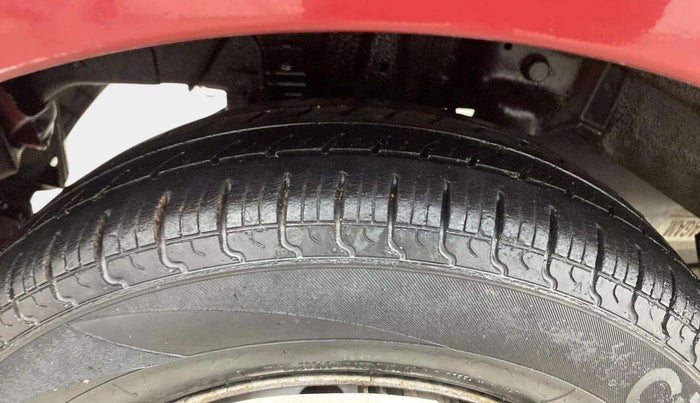 2015 Hyundai Eon ERA +, Petrol, Manual, 43,256 km, Right Rear Tyre Tread