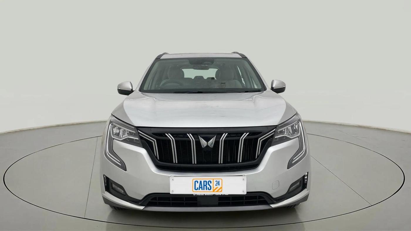 2023 Mahindra XUV700 AX 7 D AT 7 STR, Diesel, Automatic, 17,687 km, Front