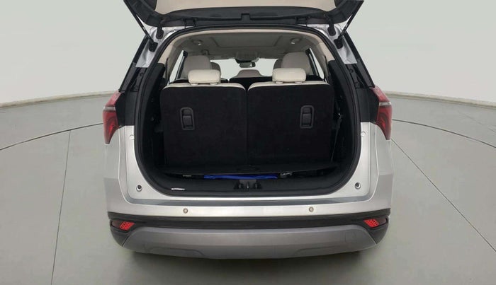 2023 Mahindra XUV700 AX 7 D AT 7 STR, Diesel, Automatic, 17,687 km, Boot Open Zoomed View