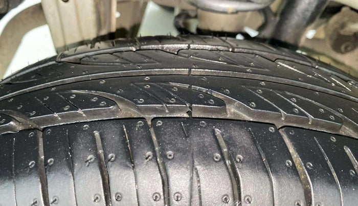 2022 Maruti Alto LXI OPT CNG, CNG, Manual, 43,298 km, Right Rear Tyre Tread
