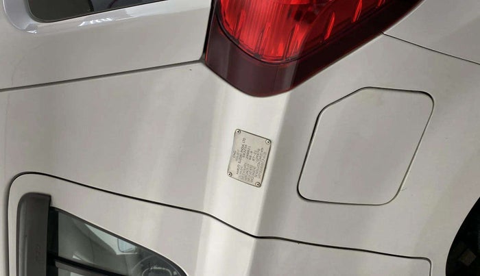 2021 Maruti Alto LXI CNG, CNG, Manual, 63,175 km, Left quarter panel - Minor scratches