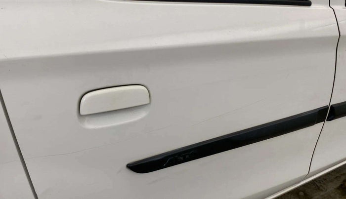 2021 Maruti Alto LXI CNG, CNG, Manual, 63,175 km, Right rear door - Minor scratches