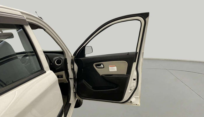 2021 Maruti Alto LXI CNG, CNG, Manual, 63,175 km, RHS Front Door