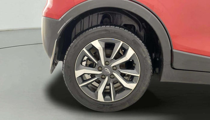 2021 Mahindra XUV300 W8 (O) 1.5 DIESEL, Diesel, Manual, 85,374 km, Right Rear Wheel