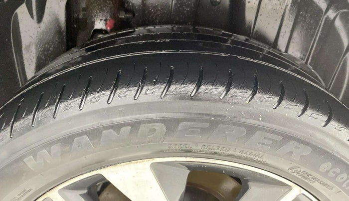 2021 Mahindra XUV300 W8 (O) 1.5 DIESEL, Diesel, Manual, 85,374 km, Left Rear Tyre Tread