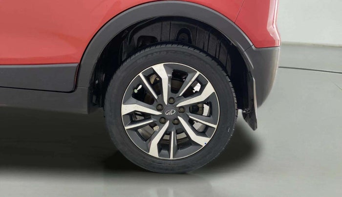 2021 Mahindra XUV300 W8 (O) 1.5 DIESEL, Diesel, Manual, 85,374 km, Left Rear Wheel