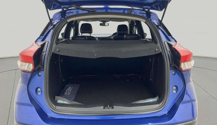 2020 Nissan Kicks XV TURBO 1.3, Petrol, Manual, 52,543 km, Boot Open Zoomed View
