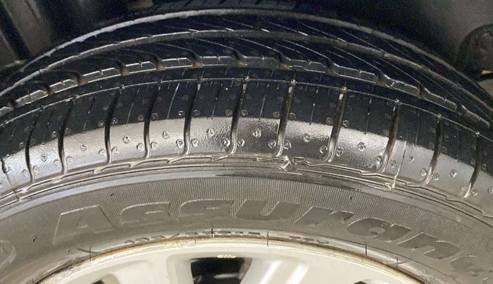 2016 Maruti Swift Dzire ZXI, Petrol, Manual, 59,317 km, Left Front Tyre Tread