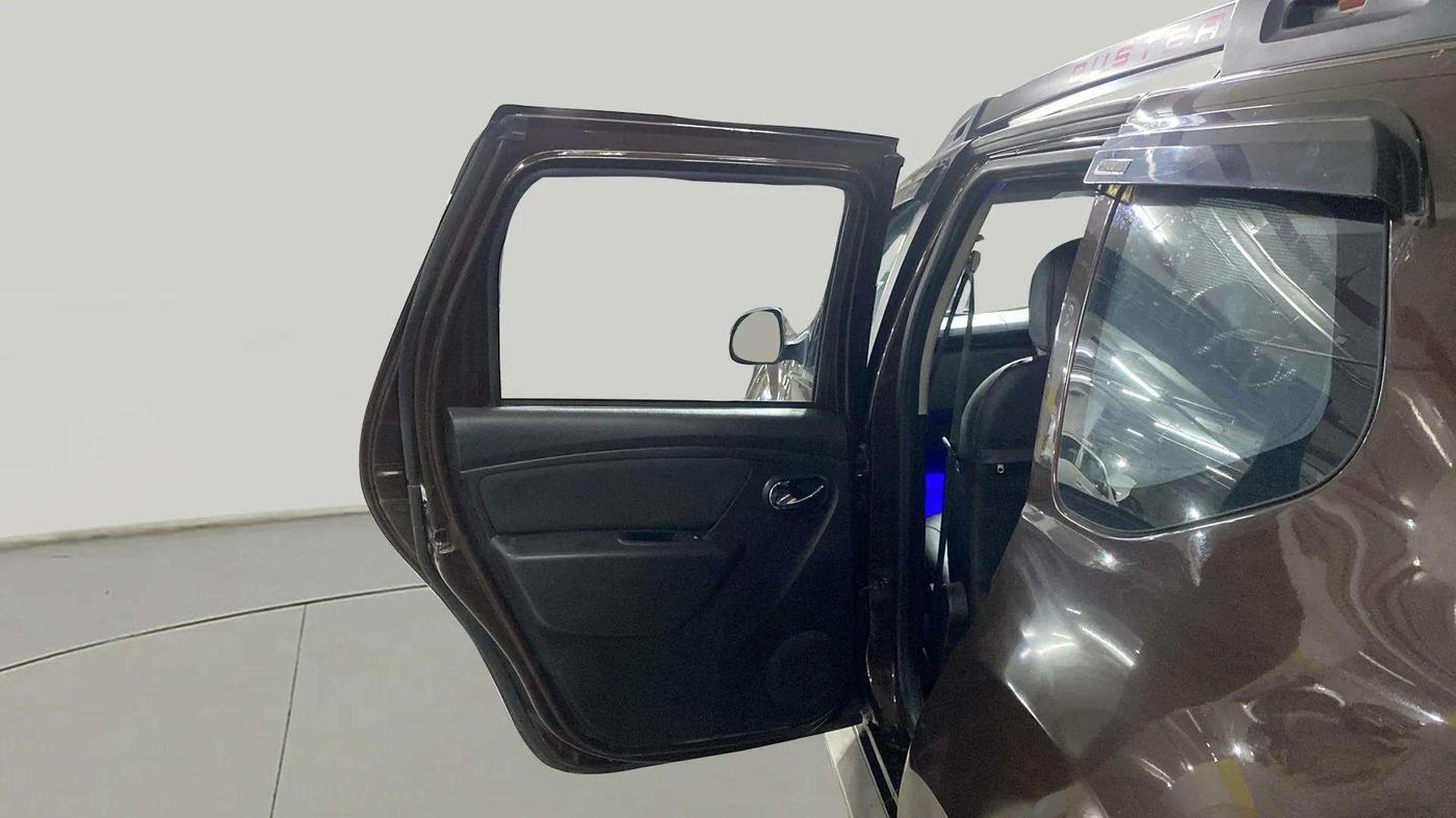 2021 Renault Duster RXZ 1.3 TURBO PETROL CVT, Petrol, Automatic, 39,969 km, LHS Rear Door
