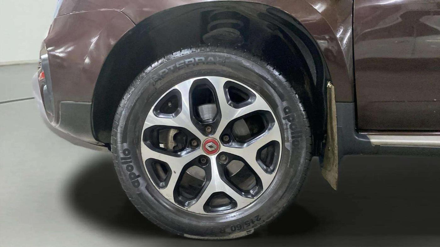 2021 Renault Duster RXZ 1.3 TURBO PETROL CVT, Petrol, Automatic, 39,969 km, Left Front Wheel