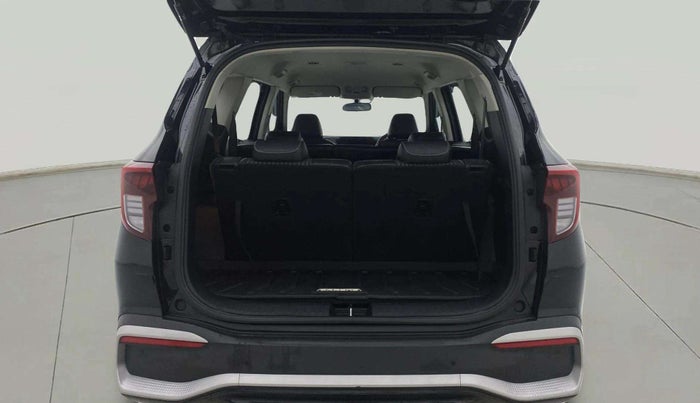 2023 KIA CARENS PRESTIGE PLUS 1.5 PETROL DCT 7 STR, Petrol, Automatic, 27,100 km, Boot Inside