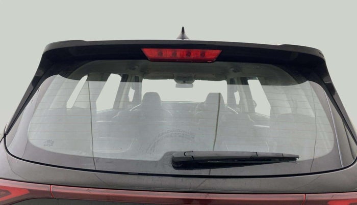 2023 KIA CARENS PRESTIGE PLUS 1.5 PETROL DCT 7 STR, Petrol, Automatic, 27,100 km, Rear Windshield