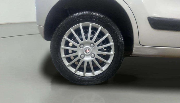2017 Maruti Wagon R 1.0 VXI, Petrol, Manual, 41,976 km, Right Rear Wheel