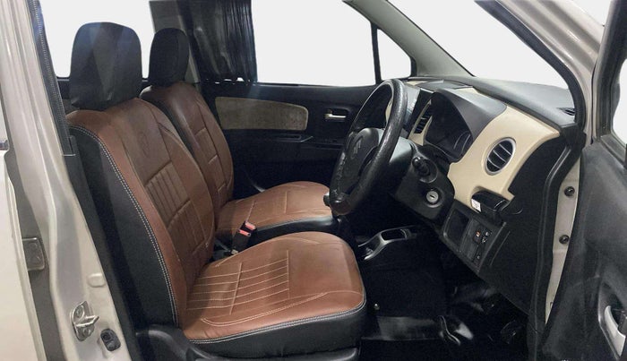2017 Maruti Wagon R 1.0 VXI, Petrol, Manual, 41,976 km, Right Side Front Door Cabin