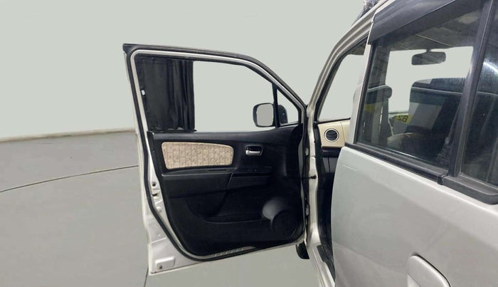 2017 Maruti Wagon R 1.0 VXI, Petrol, Manual, 41,976 km, LHS Front Door