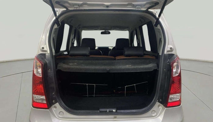2017 Maruti Wagon R 1.0 VXI, Petrol, Manual, 41,976 km, Boot Inside