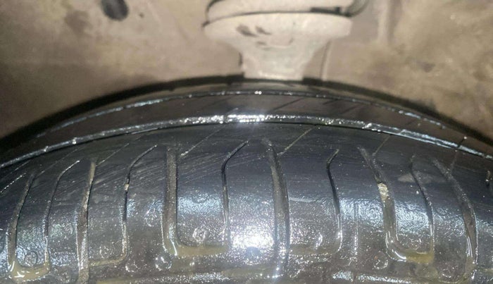 2017 Maruti Wagon R 1.0 VXI, Petrol, Manual, 41,976 km, Left Front Tyre Tread