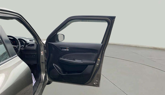 2018 Maruti Swift VXI, Petrol, Manual, 77,292 km, RHS Front Door