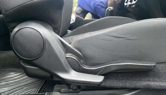 2018 Maruti Swift VXI, Petrol, Manual, 77,292 km, Driver Side Adjustment Panel