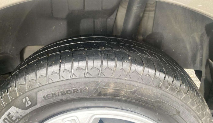 2018 Maruti Swift VXI, Petrol, Manual, 77,292 km, Left Rear Tyre Tread
