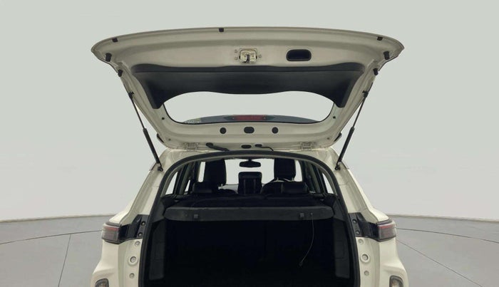 2022 Maruti Grand Vitara ZETA SMART HYBRID, Petrol, Manual, 52,682 km, Boot Door Open