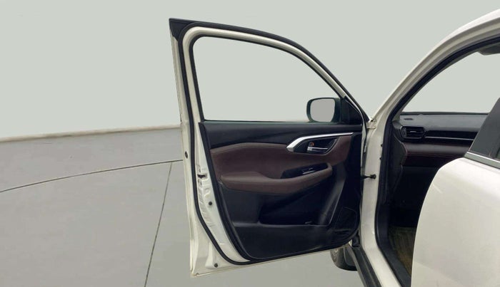 2022 Maruti Grand Vitara ZETA SMART HYBRID, Petrol, Manual, 52,682 km, LHS Front Door