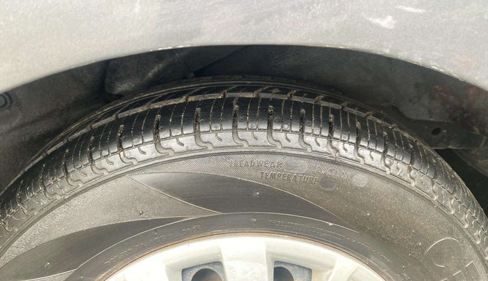 2015 Hyundai i10 SPORTZ 1.1, Petrol, Manual, 45,628 km, Left Rear Tyre Tread