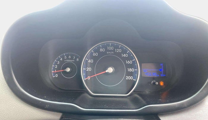 2015 Hyundai i10 SPORTZ 1.1, Petrol, Manual, 45,628 km, Odometer Image