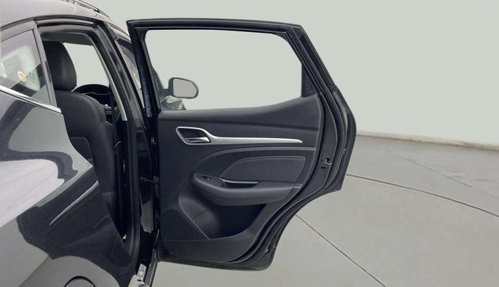 2022 MG ASTOR SHARP 1.3 TURBO AT, Petrol, Automatic, 17,445 km, RHS Rear Door