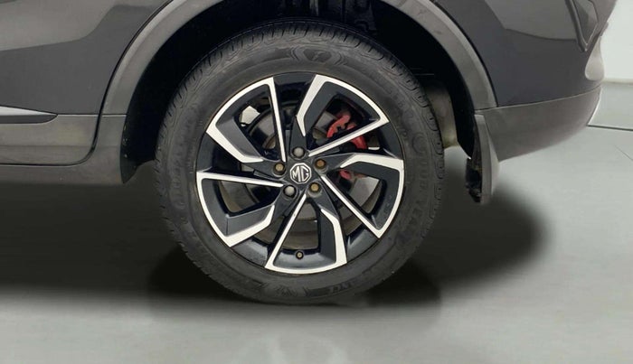 2022 MG ASTOR SHARP 1.3 TURBO AT, Petrol, Automatic, 17,445 km, Left Rear Wheel
