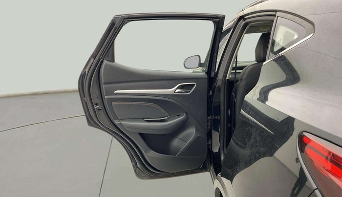2022 MG ASTOR SHARP 1.3 TURBO AT, Petrol, Automatic, 17,445 km, LHS Rear Door