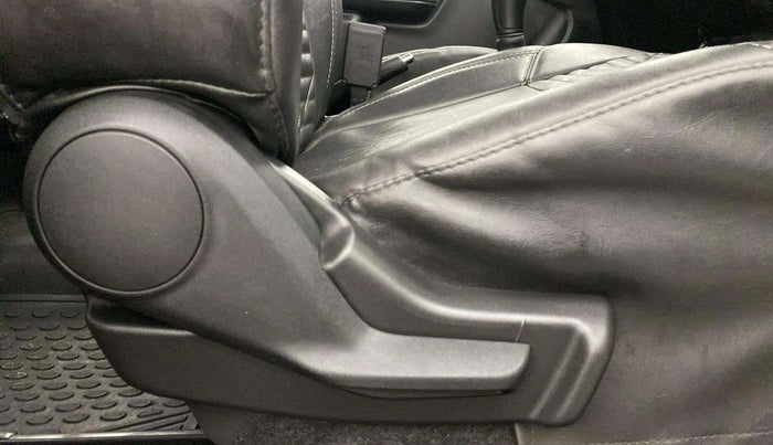 2022 Maruti Celerio VXI CNG, CNG, Manual, 18,100 km, Driver Side Adjustment Panel