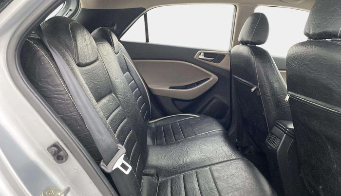 2019 Hyundai Elite i20 SPORTZ PLUS 1.2, Petrol, Manual, 47,606 km, Right Side Rear Door Cabin