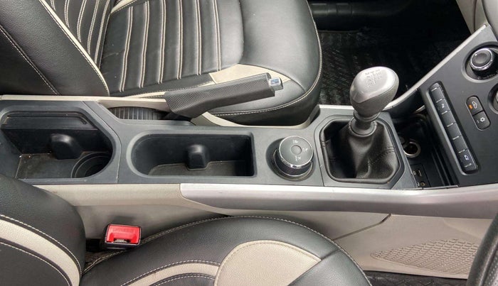 2018 Tata NEXON XM DIESEL, Diesel, Manual, 60,987 km, Gear Lever