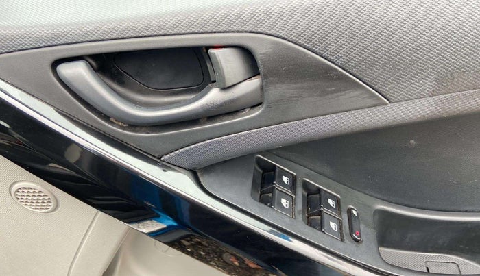 2018 Tata NEXON XM DIESEL, Diesel, Manual, 60,987 km, Driver Side Door Panels Control
