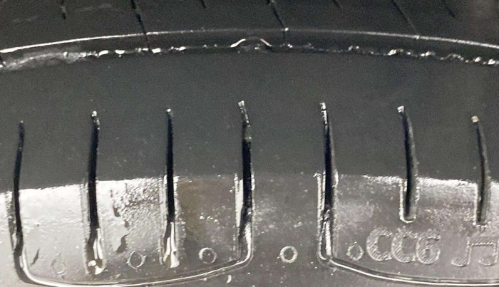 2016 Maruti Celerio ZXI AMT, Petrol, Automatic, 44,643 km, Left Rear Tyre Tread