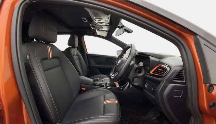 2024 Tata ALTROZ Racer R3, Petrol, Manual, 7,980 km, Right Side Front Door Cabin