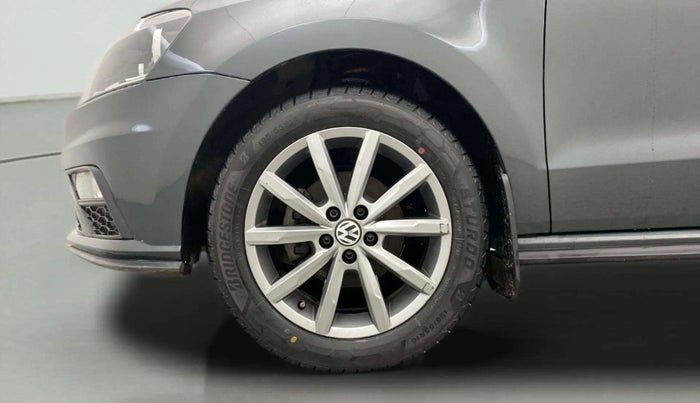 2020 Volkswagen Polo HIGHLINE PLUS 1.0L TSI, Petrol, Manual, 48,837 km, Left Front Wheel