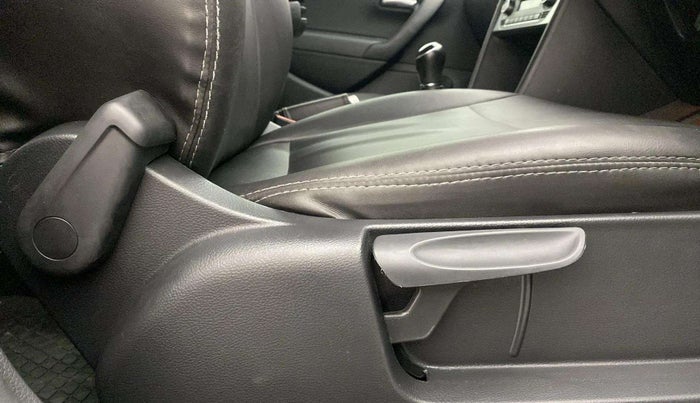 2020 Volkswagen Polo HIGHLINE PLUS 1.0L TSI, Petrol, Manual, 48,837 km, Driver Side Adjustment Panel