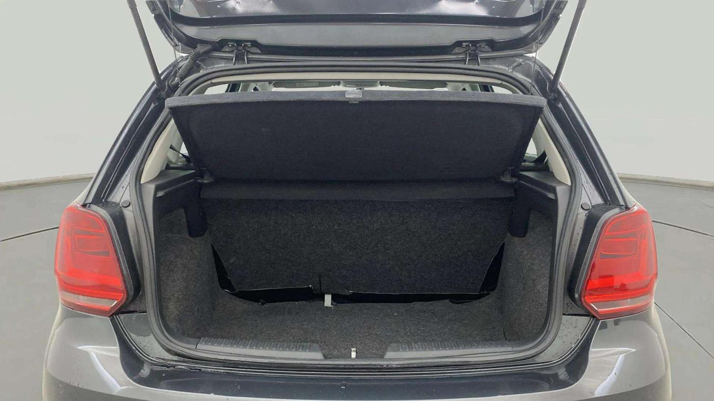 2020 Volkswagen Polo HIGHLINE PLUS 1.0L TSI, Petrol, Manual, 48,837 km, Boot Open Zoomed View