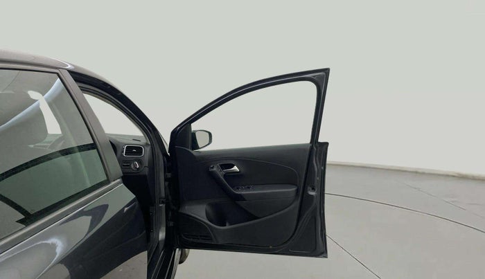 2020 Volkswagen Polo HIGHLINE PLUS 1.0L TSI, Petrol, Manual, 48,837 km, RHS Front Door