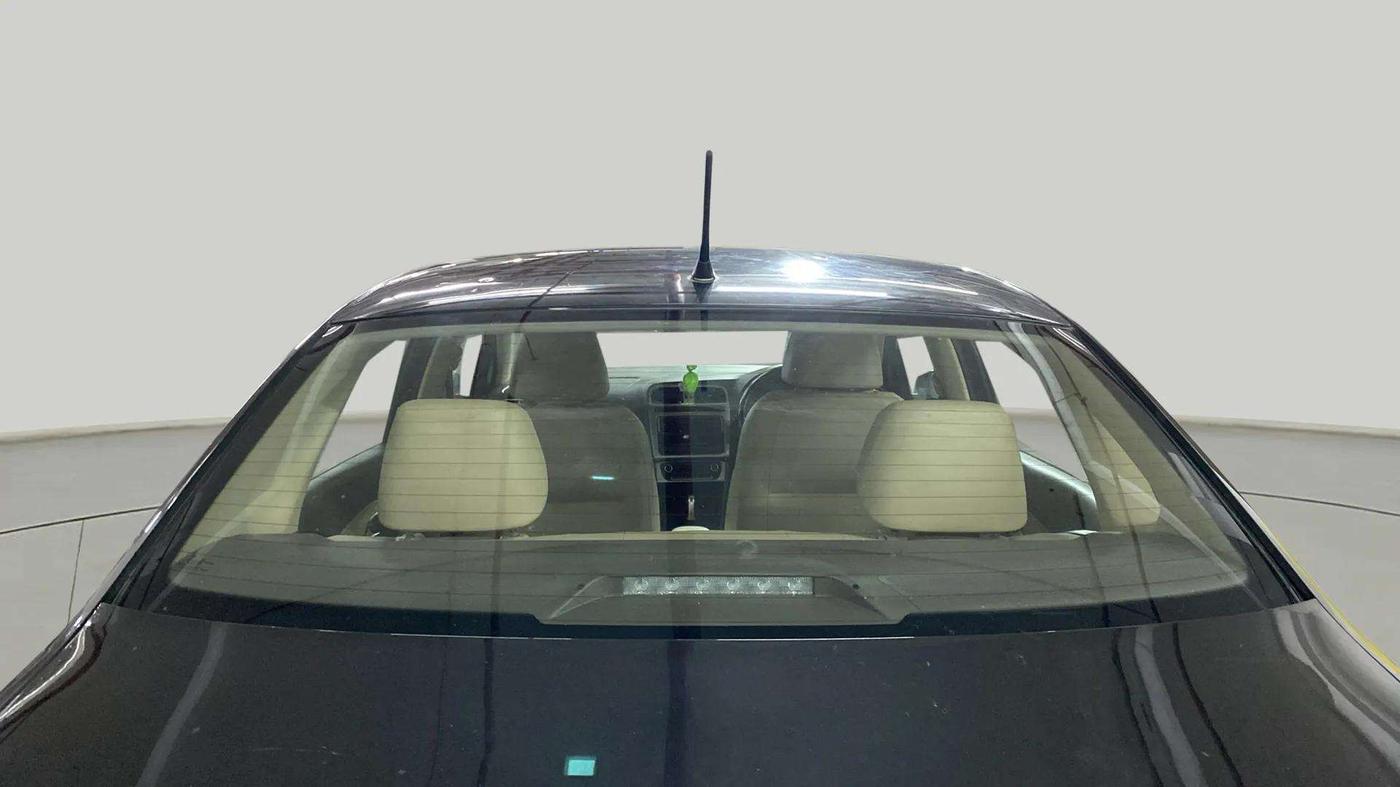 2017 Volkswagen Vento HIGHLINE PETROL AT, Petrol, Automatic, 14,405 km, Rear Windshield