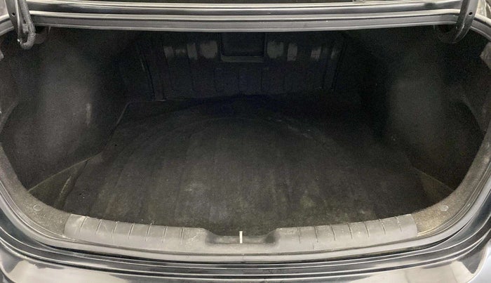 2019 Hyundai New Elantra 2.0 S PETROL, Petrol, Manual, 62,898 km, Boot Inside