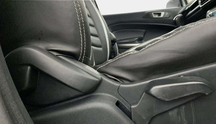 2019 Ford Ecosport TITANIUM 1.5L DIESEL, Diesel, Manual, 82,766 km, Driver Side Adjustment Panel